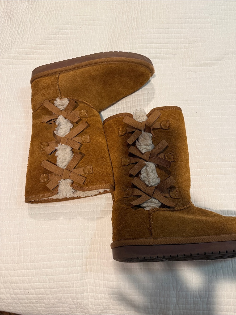 Ugg by koolaburra Kids Brown Suede Lace-Up Faux Shearling Boots